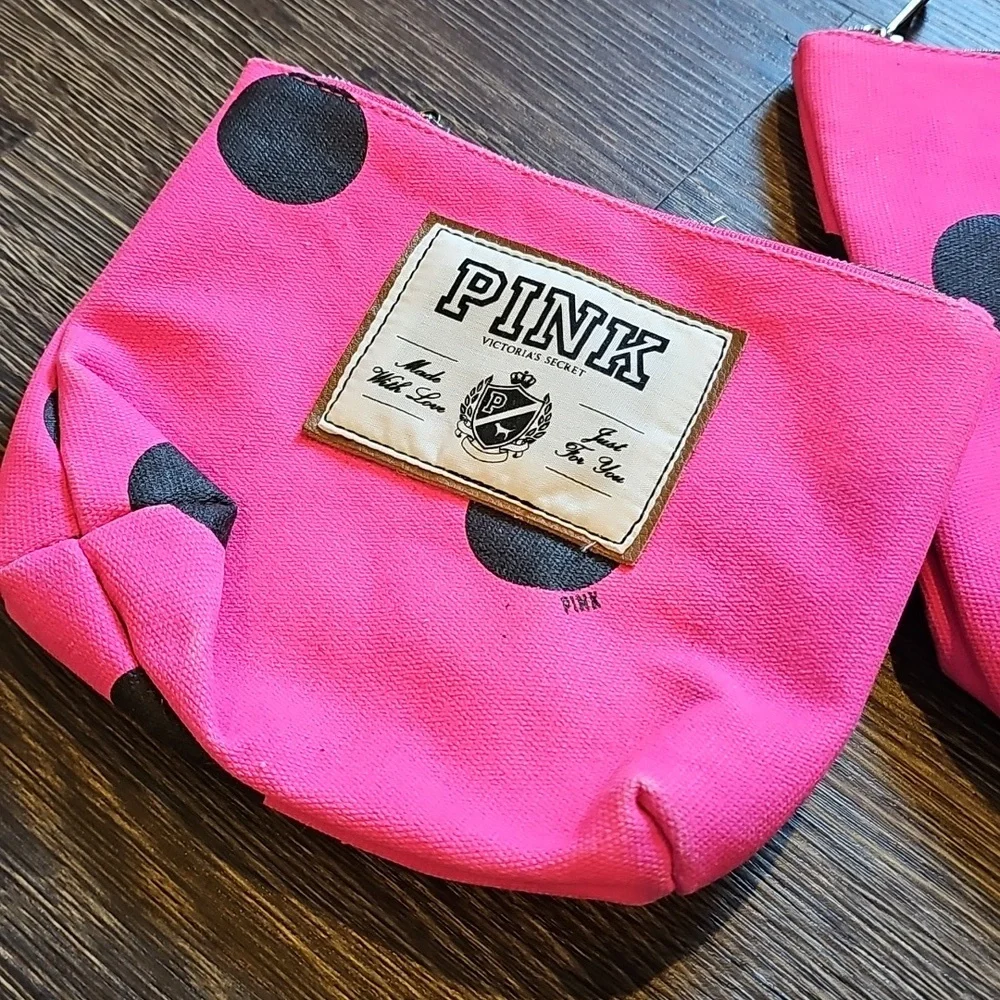2-pc VS PINK Toiletry Set - Picture 3 of 8